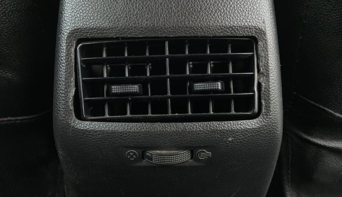 2015 Hyundai Elite i20 SPORTZ 1.4, Diesel, Manual, 66,901 km, Rear AC Vents