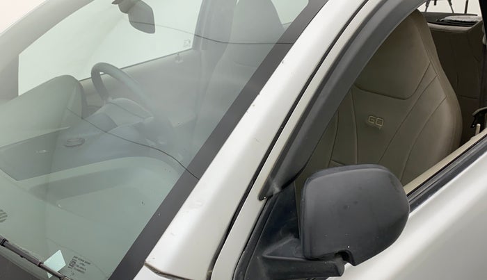 2014 Datsun Go T, Petrol, Manual, 65,039 km, Left A pillar - Slightly dented