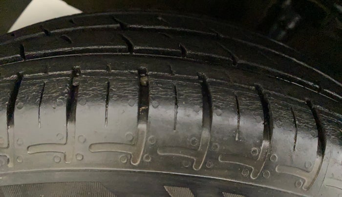 2020 Hyundai AURA S 1.2 CNG, CNG, Manual, 17,931 km, Right Rear Tyre Tread