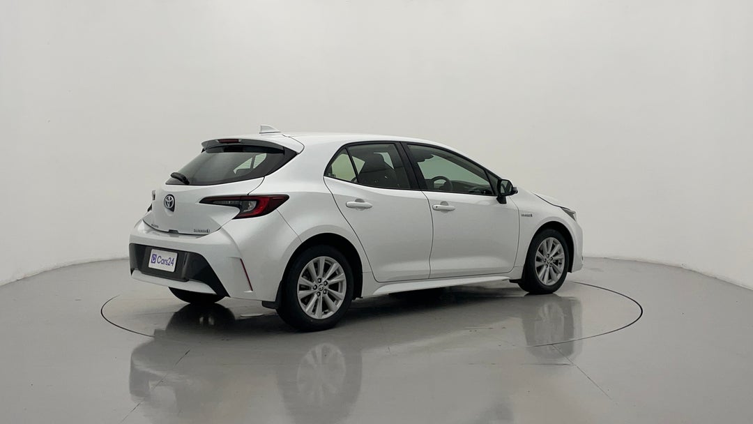 Right Back Diagonal (45- Degree) View