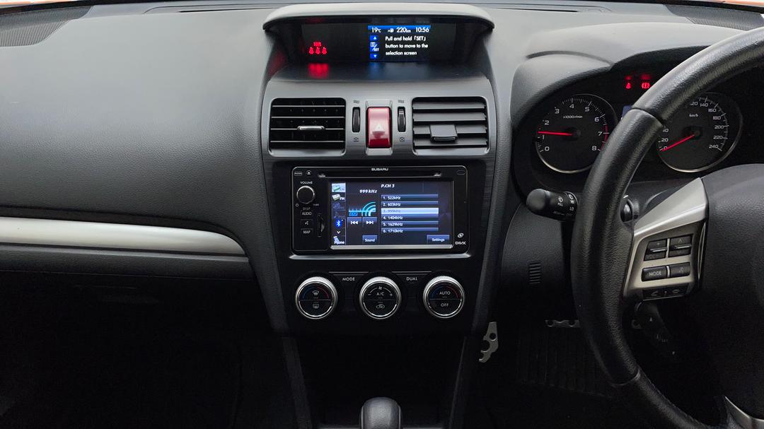 2013 Subaru XV 2.0i-s, Automatic, 134076 km, Center Console