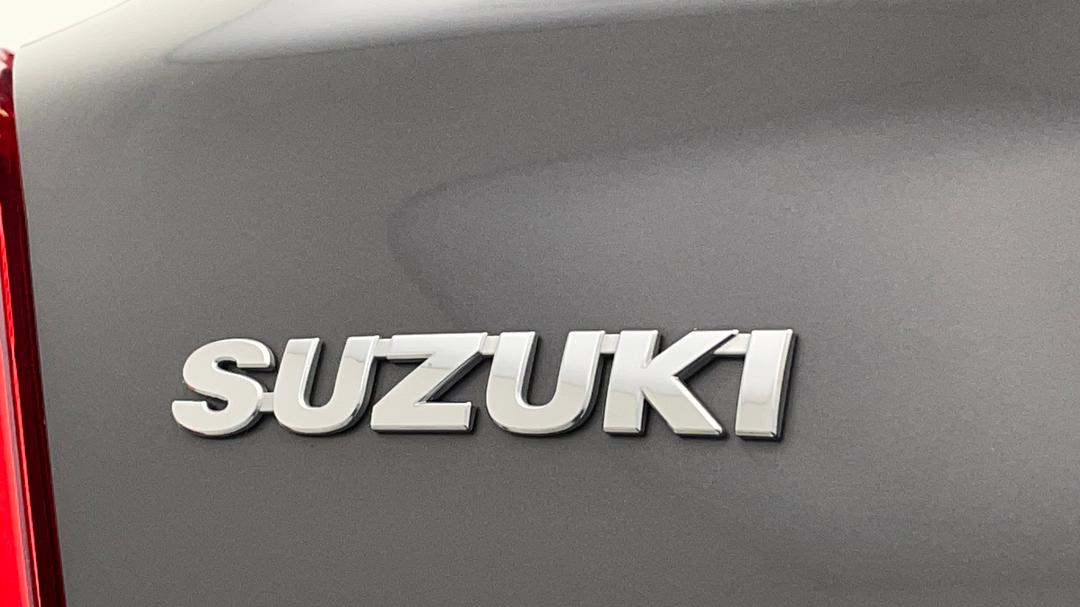 2021 Suzuki Swift Glx Turbo, Automatic, 32360 km, Badge (Boot Left Side)