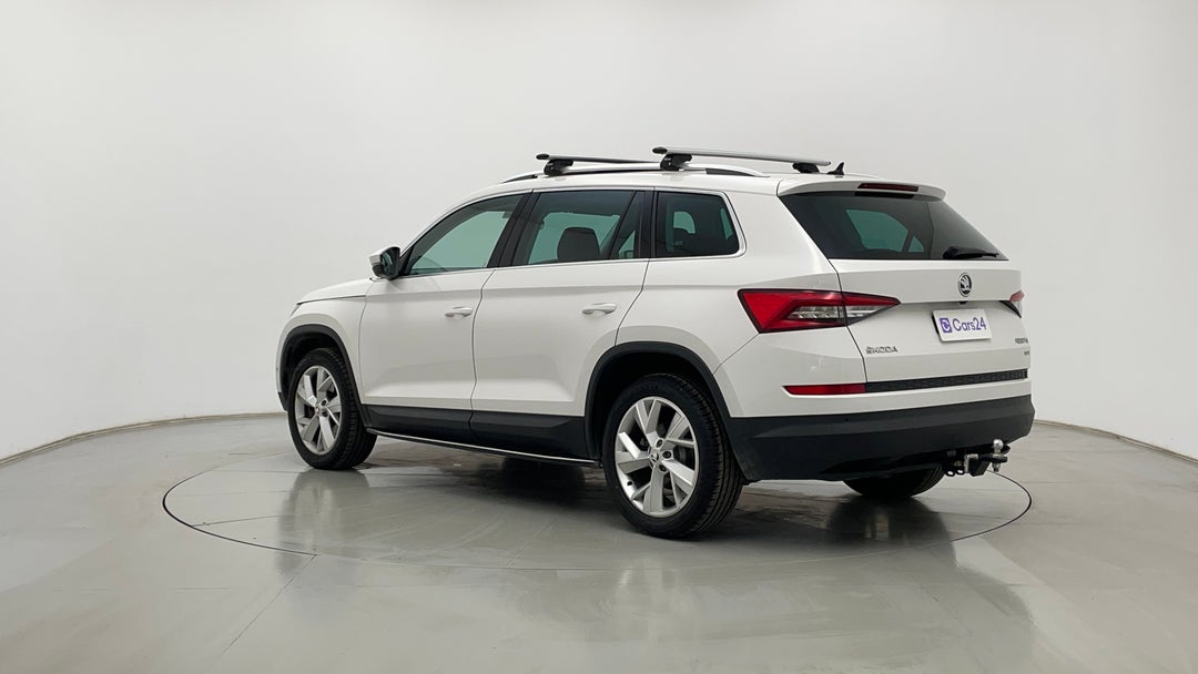 Left Back Diagonal (45- Degree) View