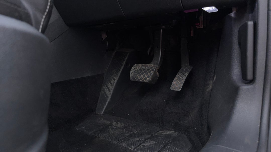 Pedals and Footmat