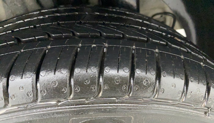 2015 Hyundai Elite i20 SPORTZ 1.2, Petrol, Manual, 43,071 km, Left Rear Tyre Tread