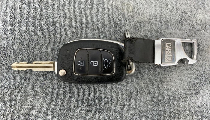 2015 Hyundai Elite i20 SPORTZ 1.2, Petrol, Manual, 43,071 km, Key Close Up