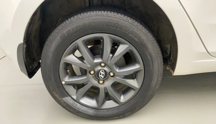 2018 Hyundai Elite i20 ASTA 1.2  CVT, CNG, Automatic, 39,674 km, Right Rear Wheel