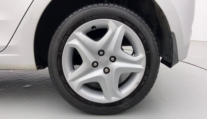 2017 Hyundai Elite i20 ASTA 1.2, Petrol, Manual, 12,644 km, Left Rear Wheel