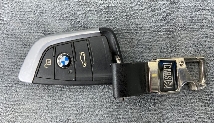 2017 BMW X1 SDRIVE 20D, Diesel, Automatic, 24,880 km, Key Close Up