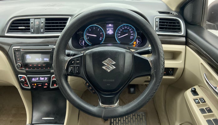 2017 Maruti Ciaz VDI+ SHVS, Diesel, Manual, 81,531 km, Steering Wheel Close Up