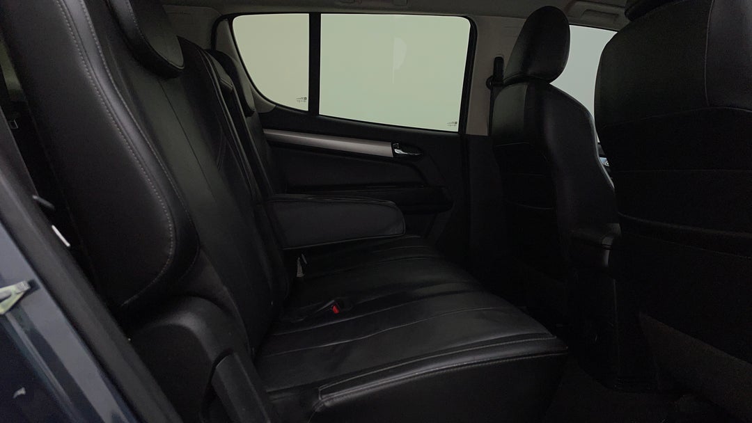 2019 Holden Trailblazer Ltz (4x4), Automatic, 91065 km, Right Side Rear Door Cabin View