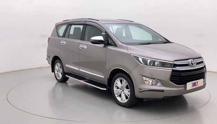 2017 Toyota Innova Crysta 2.8 ZX AT 7 STR, Diesel, Automatic, 33,454 km, Right Front Diagonal