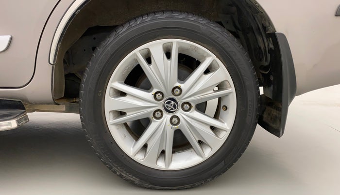 2017 Toyota Innova Crysta 2.8 ZX AT 7 STR, Diesel, Automatic, 33,454 km, Left Rear Wheel