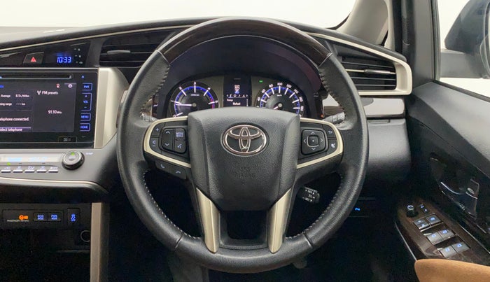 2017 Toyota Innova Crysta 2.8 ZX AT 7 STR, Diesel, Automatic, 33,454 km, Steering Wheel Close Up