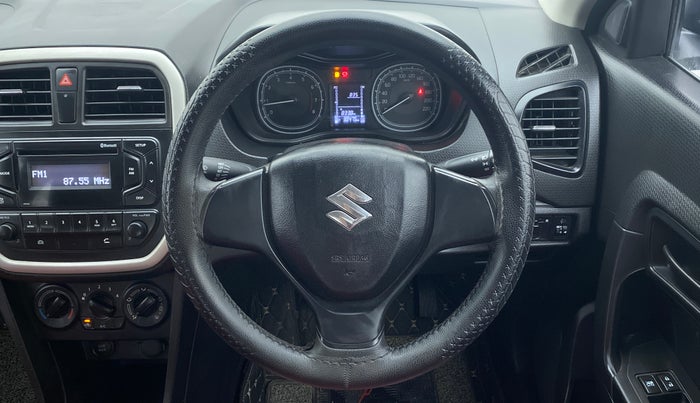 2020 Maruti Vitara Brezza LXI, Petrol, Manual, 38,639 km, Steering Wheel Close Up