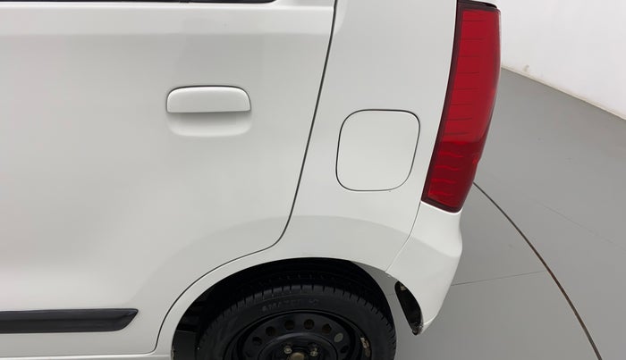 2013 Maruti Wagon R 1.0 VXI, Petrol, Manual, 39,938 km, Left quarter panel - Slightly dented