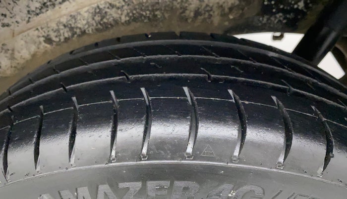 2013 Maruti Wagon R 1.0 VXI, Petrol, Manual, 39,938 km, Left Rear Tyre Tread