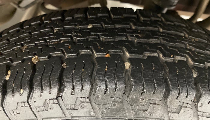 2014 Datsun Go T, Petrol, Manual, 49,519 km, Left Rear Tyre Tread