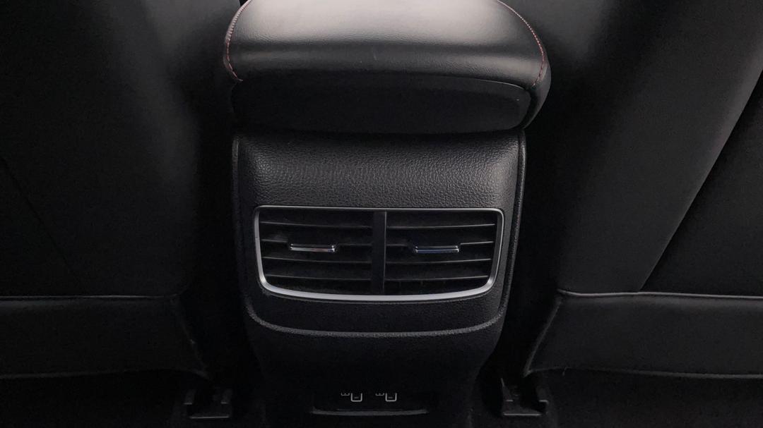 2022 MG HS Excite, Automatic, 25238 km, Rear A/C Vent