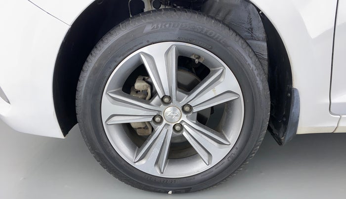2017 Hyundai Verna 1.6 SX VTVT AT (O), Petrol, Automatic, 21,250 km, Left Front Wheel