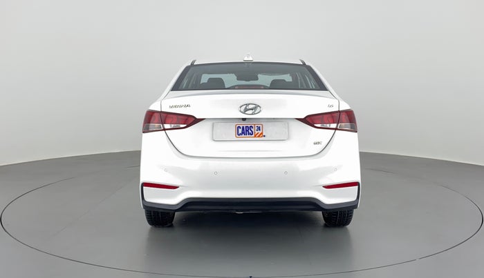 2017 Hyundai Verna 1.6 SX VTVT AT (O), Petrol, Automatic, 21,250 km, Back/Rear