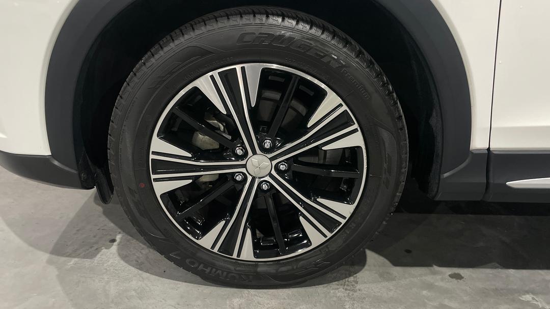 2018 Mitsubishi Eclipse Cross Exceed (2WD), Automatic, 70324 km, Left Front Wheel