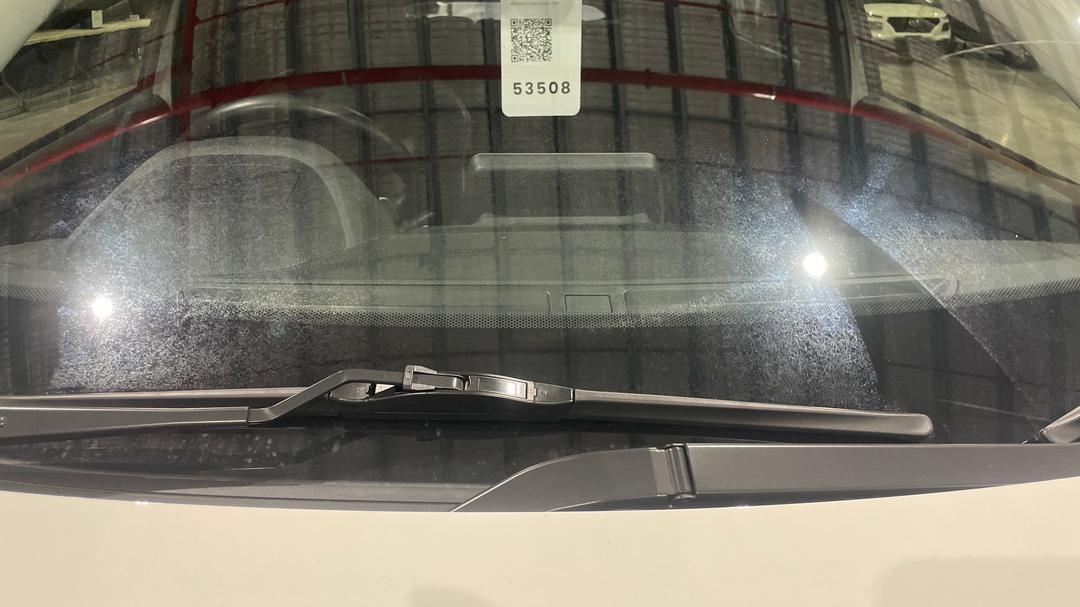 2018 Mitsubishi Eclipse Cross Exceed (2WD), Automatic, 70324 km, Windshield Front Spots