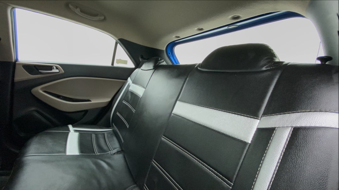 Right Side Rear Door Cabin