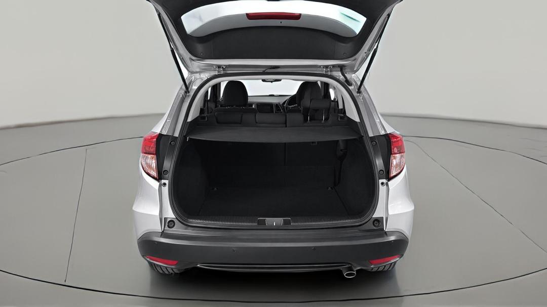 2015 Honda HR-V Vti-s, Automatic, 123325 km, Boot Inside View
