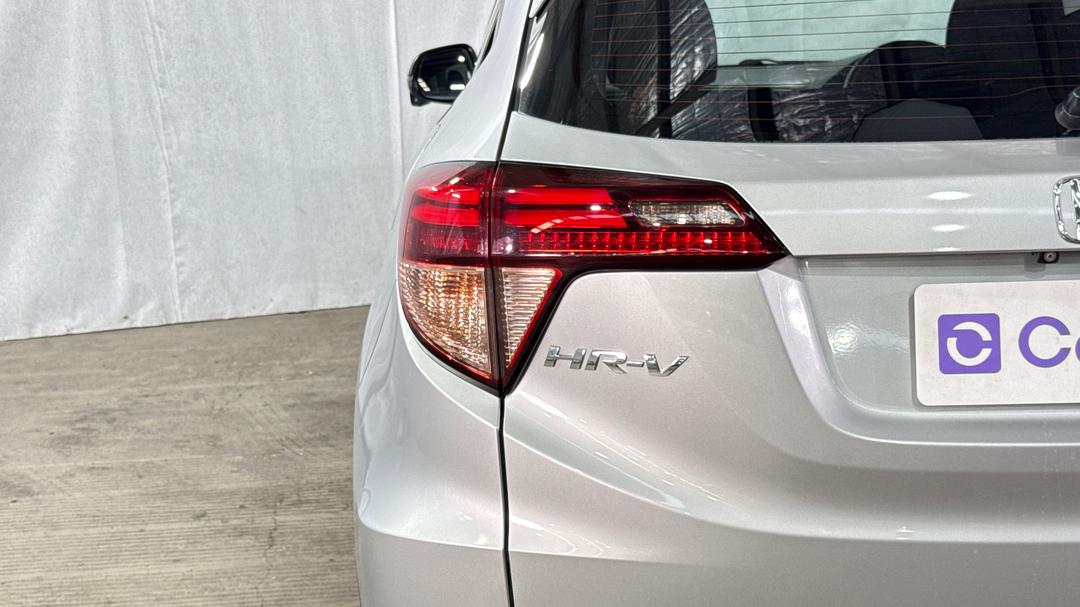 2015 Honda HR-V Vti-s, Automatic, 123325 km, Badge (Boot Left Side)