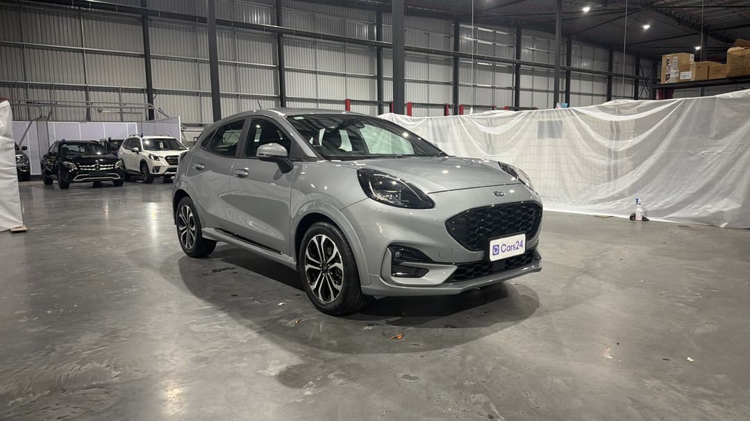 2023 Ford Puma St-line, Automatic, 36999 km, Right Front Diagonal (45- Degree) View