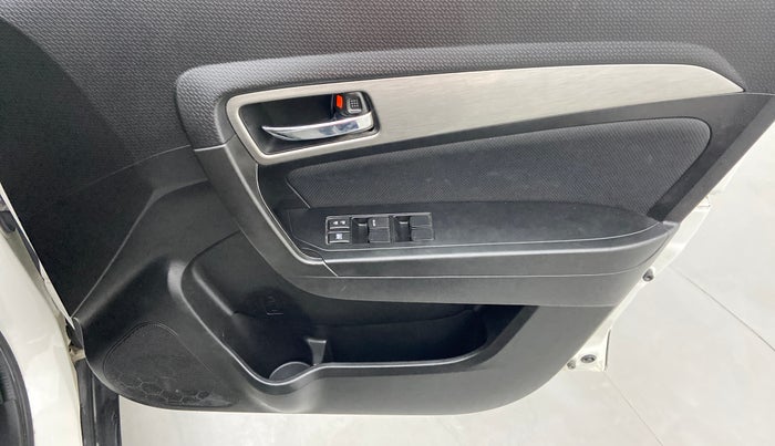 2019 Maruti Vitara Brezza ZDI AMT, Diesel, Automatic, 17,637 km, Driver Side Door Panels Control