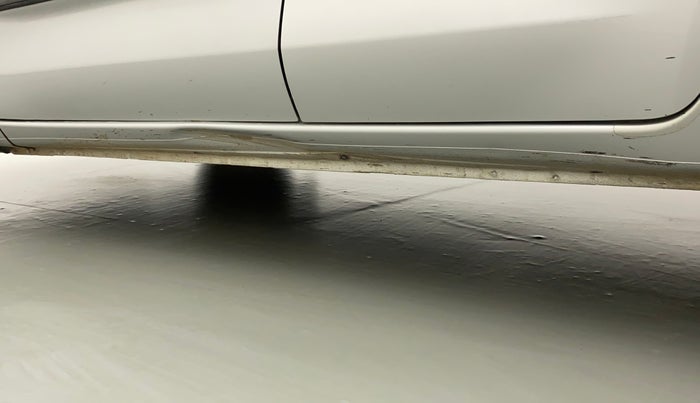2017 Datsun Redi Go T (O), Petrol, Manual, 77,062 km, Left running board - Minor scratches