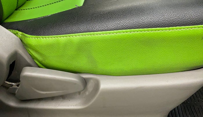2017 Datsun Redi Go T (O), Petrol, Manual, 77,062 km, Driver Side Adjustment Panel