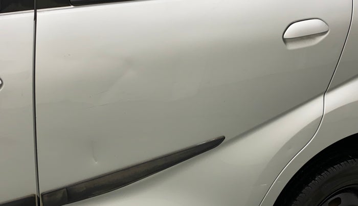 2017 Datsun Redi Go T (O), Petrol, Manual, 77,062 km, Rear left door - Minor scratches