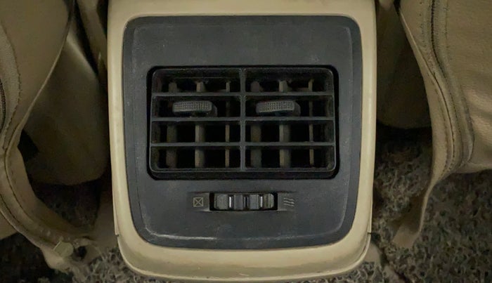 2019 Maruti Dzire VDI, Diesel, Manual, 84,217 km, Rear AC Vents
