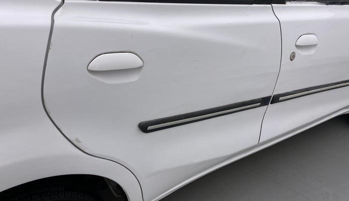 2014 Datsun Go T, Petrol, Manual, 60,785 km, Right rear door - Slightly dented