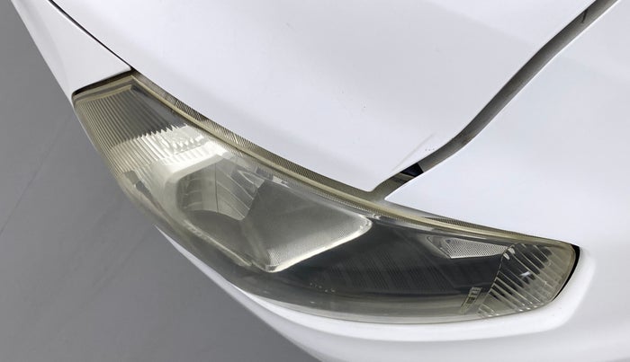2014 Datsun Go T, Petrol, Manual, 60,785 km, Right headlight - Minor scratches