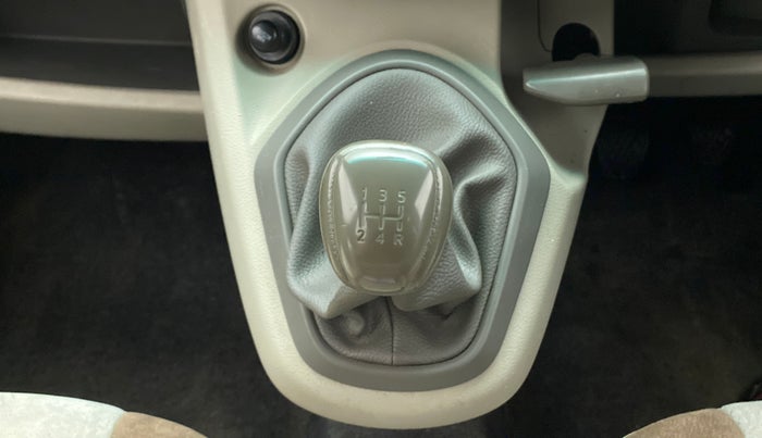 2014 Datsun Go T, Petrol, Manual, 60,785 km, Gear Lever