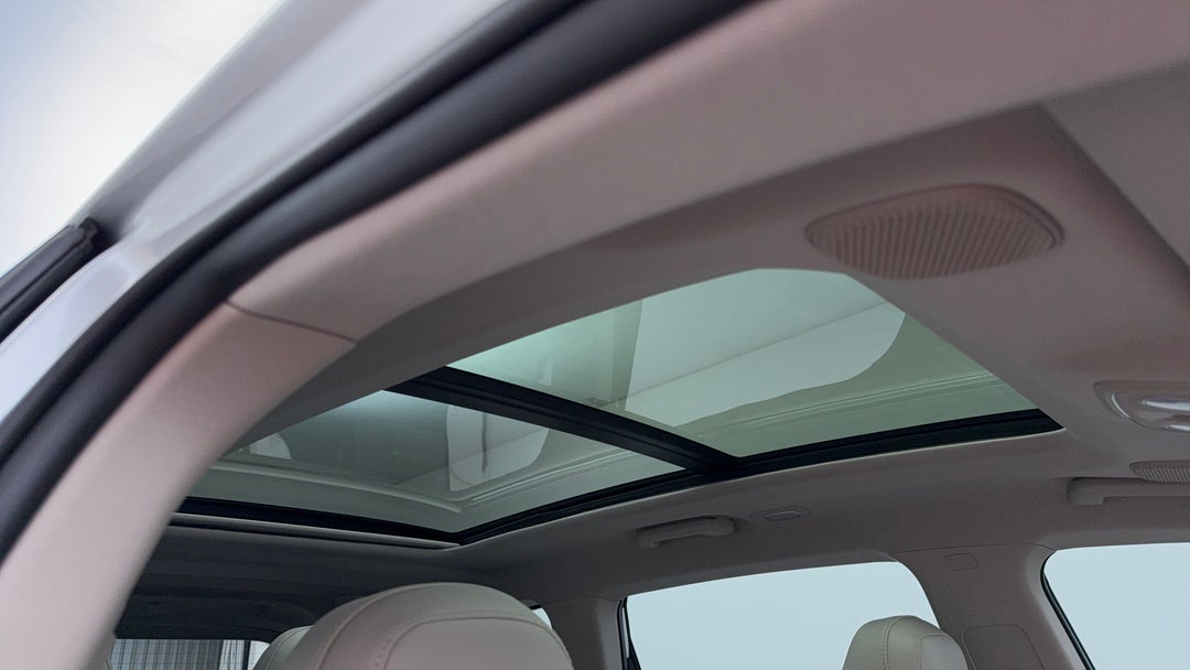 Interior Sunroof/Moonroof
