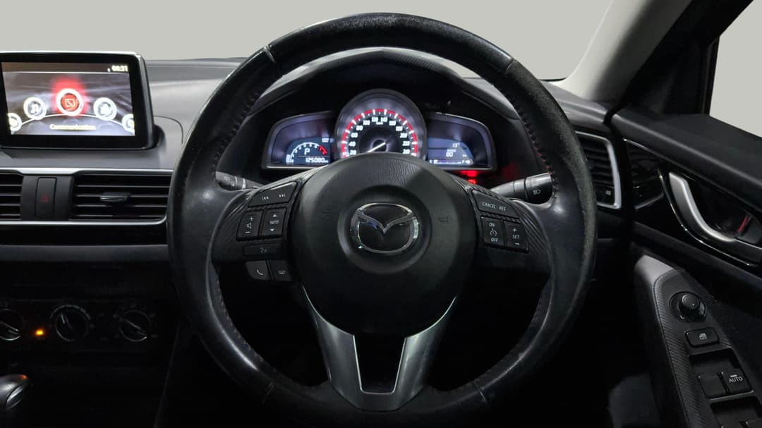 2015 Mazda 3 Maxx, Automatic, 125080 km, Steering Wheel Close-up