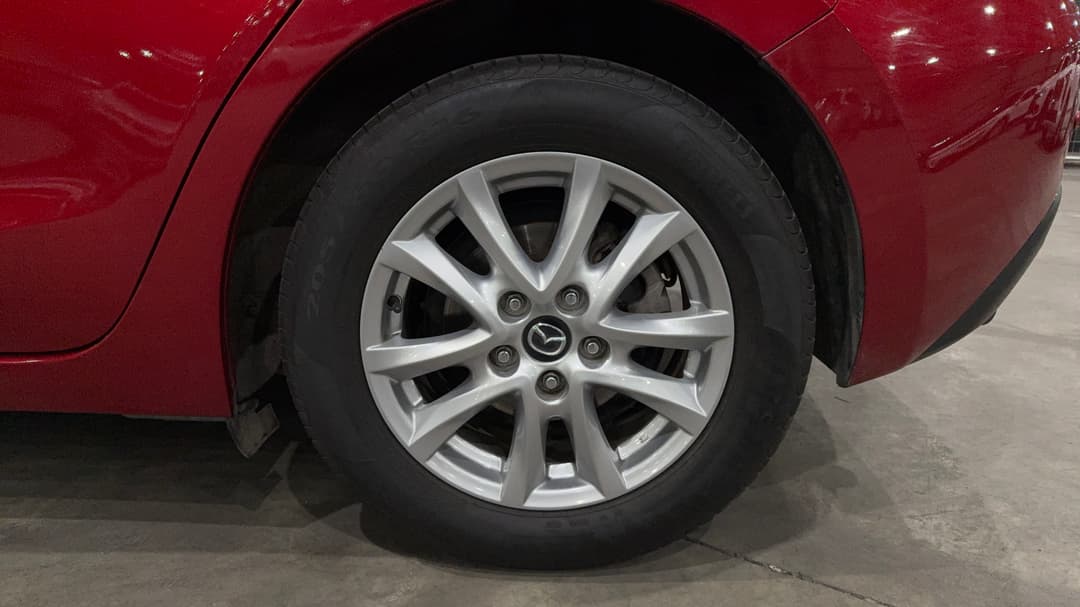 2015 Mazda 3 Maxx, Automatic, 125080 km, Left Rear Wheel
