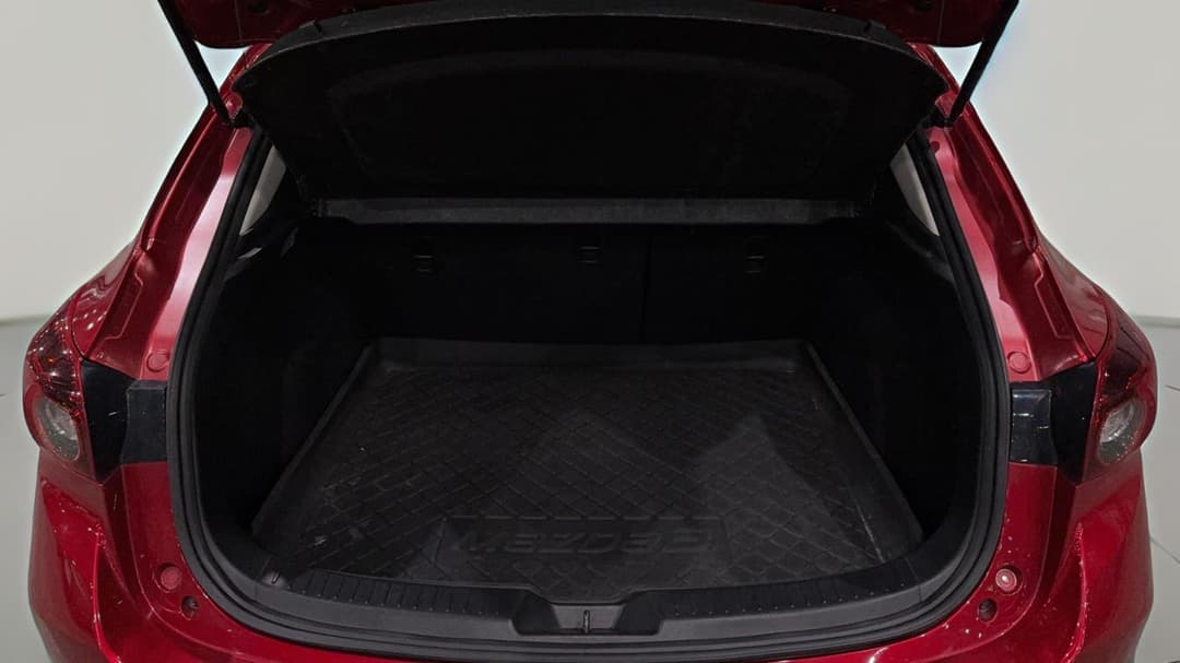 2015 Mazda 3 Maxx, Automatic, 125080 km, Boot Inside View
