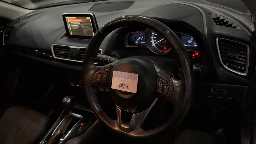 2015 Mazda 3 Maxx, Automatic, 125080 km, Steering Wheel Body Wear