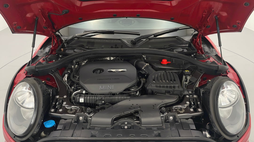 Open Bonnet (Engine)