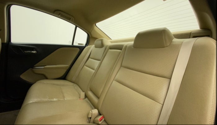 2015 Honda City 1.5L I-VTEC VX CVT, Petrol, Automatic, 99,059 km, Right Side Rear Door Cabin