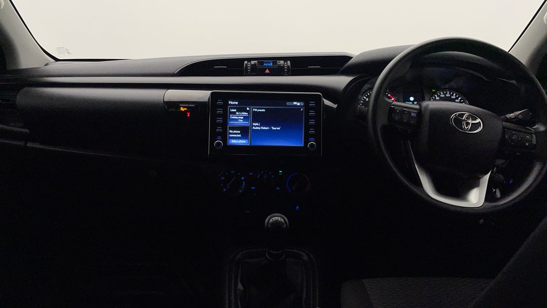 2022 Toyota Hilux Workmate Hi-rider (4x2), Manual, 62038 km, Dashboard View