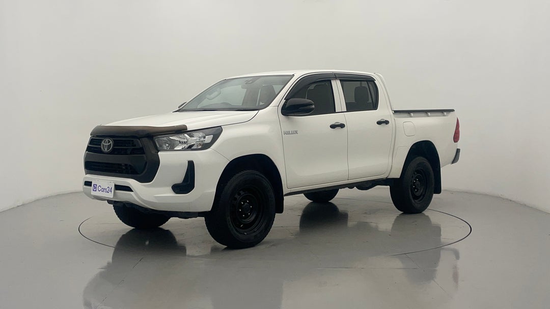 2022 Toyota Hilux Workmate Hi-rider (4x2), Manual, 62038 km, Left Front Diagonal (45- Degree) View