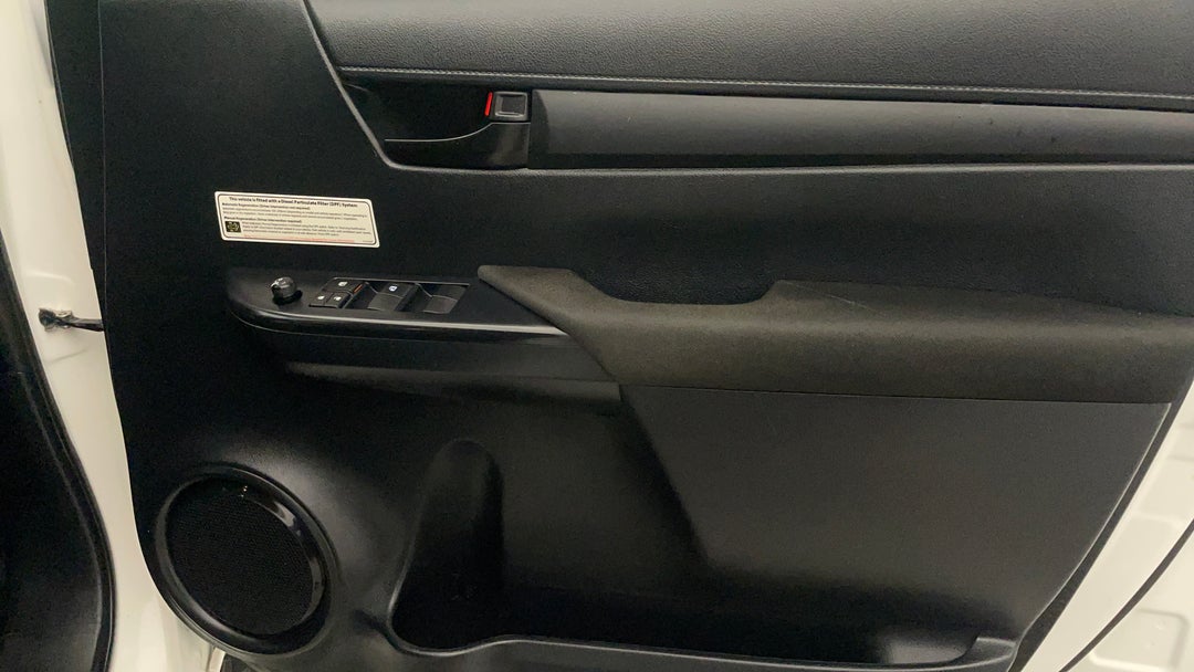 2022 Toyota Hilux Workmate Hi-rider (4x2), Manual, 62038 km, Speaker View