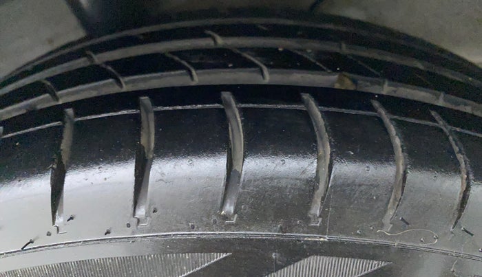 2019 Hyundai NEW SANTRO SPORTZ 1.1, Petrol, Manual, 36,303 km, Right Rear Tyre Tread